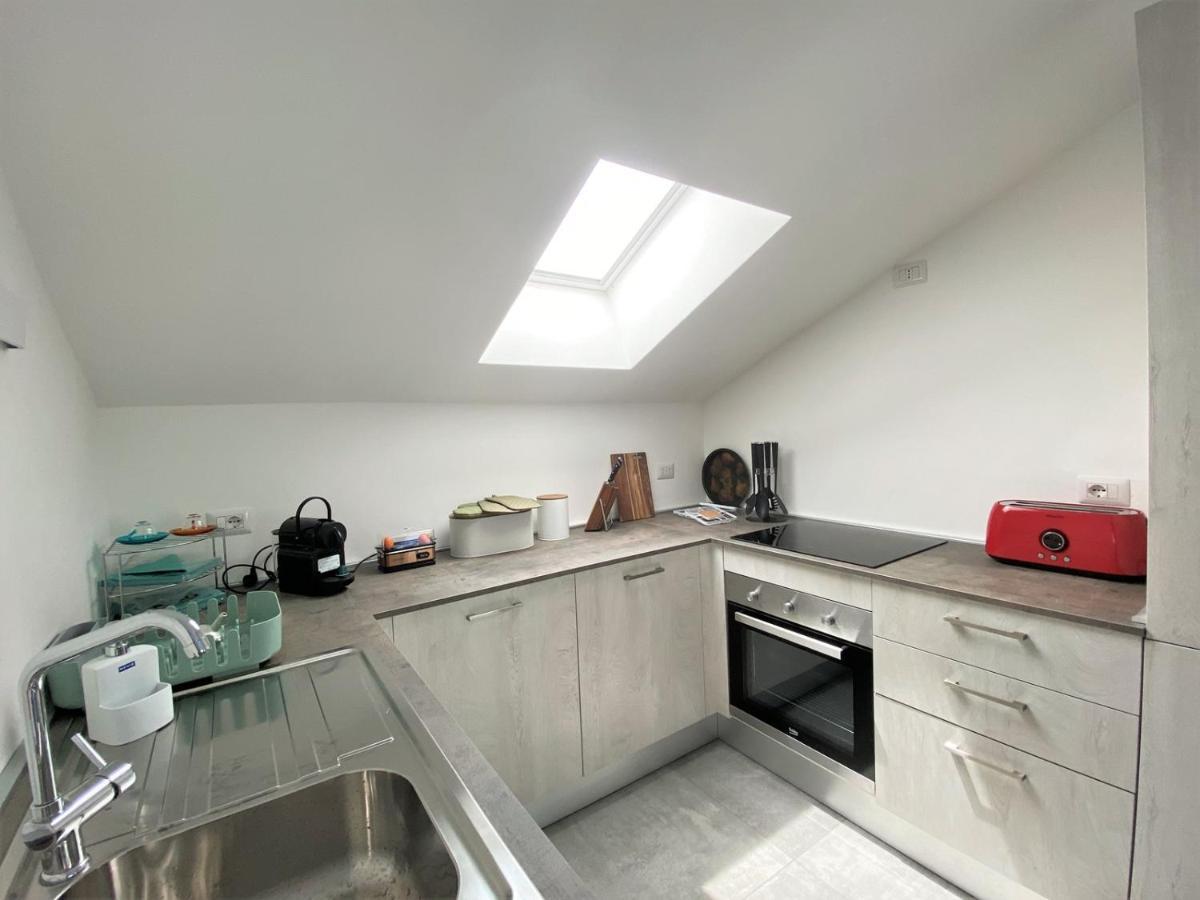 La Rondinella - Loft With Fantastic View On Lake Como Apartment Argegno Luaran gambar